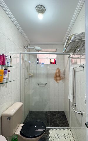Apartamento à venda com 58m², 2 quartos e 1 vaga Apartamento à venda com 58m², 2 quartos e 1 vagaBanheiro Social