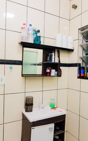 Casa à venda com 150m², 2 quartos e 6 vagasBanheiro