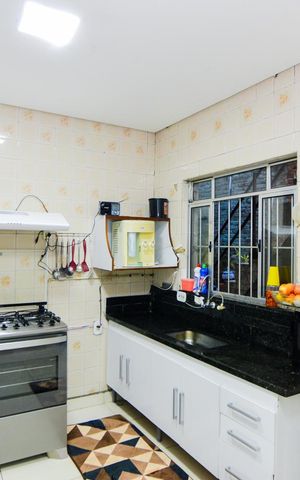 Casa à venda com 150m², 2 quartos e 6 vagasCozinha
