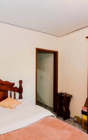 Casa à venda com 150m², 2 quartos e 6 vagasQuarto 1
