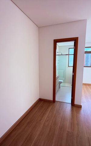 Apartamento para alugar com 342m², 5 quartos e 5 vagas