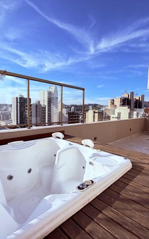Apartamento para alugar com 342m², 5 quartos e 5 vagas