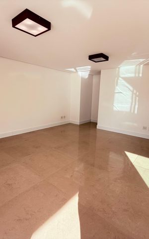 Apartamento para alugar com 342m², 5 quartos e 5 vagas