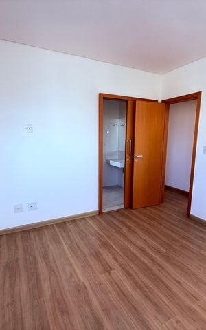 Apartamento para alugar com 342m², 5 quartos e 5 vagas