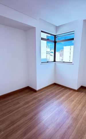 Apartamento para alugar com 342m², 5 quartos e 5 vagas