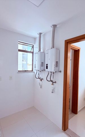 Apartamento para alugar com 342m², 5 quartos e 5 vagas