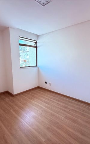 Apartamento para alugar com 342m², 5 quartos e 5 vagas