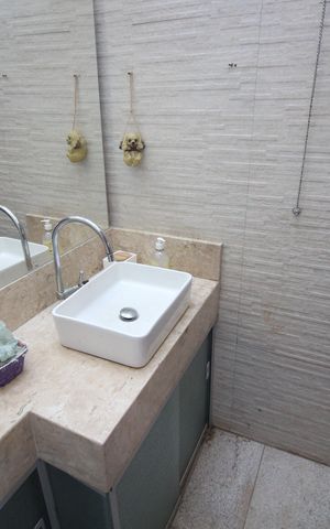 Casa à venda com 300m², 4 quartos e 3 vagasBanheiro
