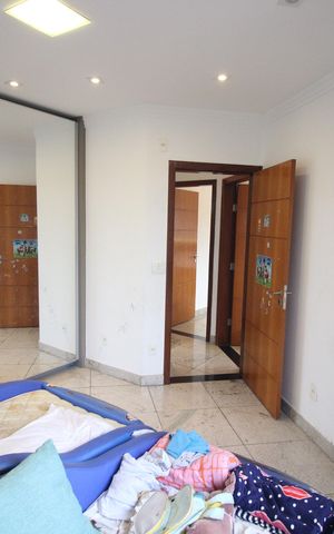 Casa à venda com 300m², 4 quartos e 3 vagasQuarto 2