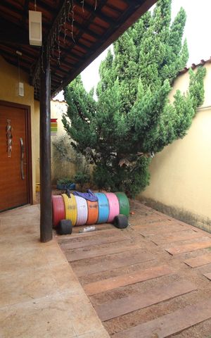 Casa à venda com 300m², 4 quartos e 3 vagasQuintal