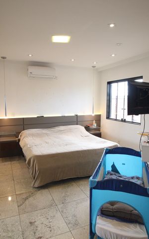 Casa à venda com 300m², 4 quartos e 3 vagasQuarto 1