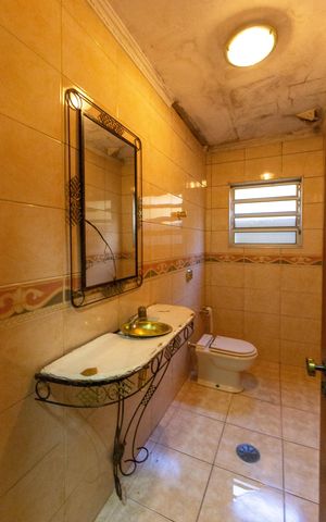 Casa à venda com 147m², 3 quartos e 2 vagasLavabo
