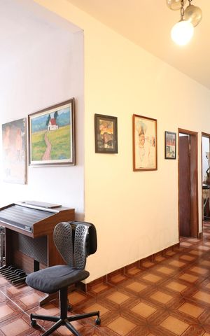 Casa para alugar com 440m², 4 quartos e 2 vagasCozinha e Sala de jantar
