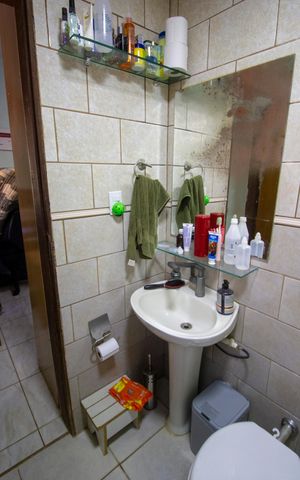 Casa para alugar com 800m², 4 quartos e 4 vagasBanheiro da suíte 2