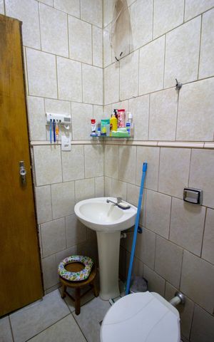 Casa para alugar com 800m², 4 quartos e 4 vagasBanheiro da suíte