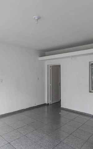 Casa à venda com 80m², 1 quarto e 2 vagas Casa à venda com 80m², 1 quarto e 2 vagasGaragem