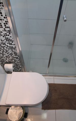 Casa à venda com 78m², 3 quartos e 2 vagasQuarto 3 - Banheiro