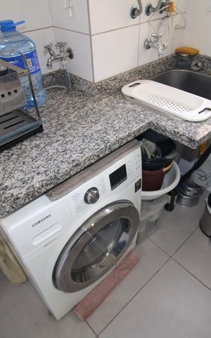 Casa à venda com 78m², 3 quartos e 2 vagasÁrea de Serviço