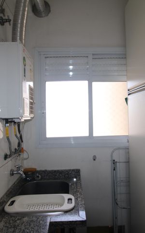 Casa à venda com 78m², 3 quartos e 2 vagasÁrea de Serviço