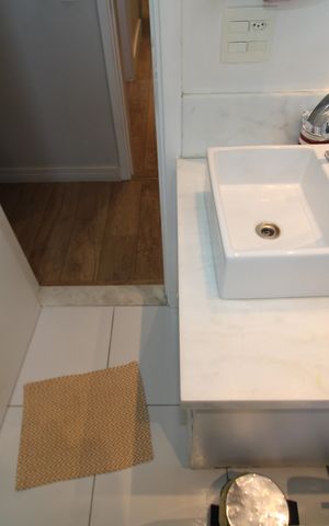 Casa à venda com 78m², 3 quartos e 2 vagasQuarto 3 - Banheiro