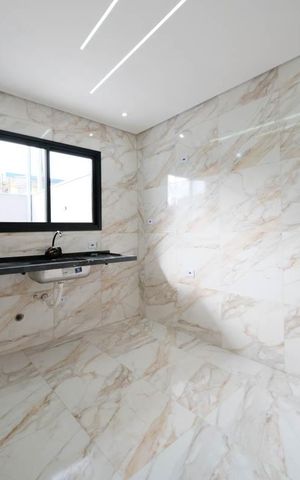 Casa à venda com 80m², 3 quartos e 1 vagaSala/Cozinha