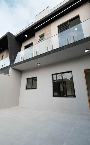 Casa à venda com 80m², 3 quartos e 1 vagaGaragem