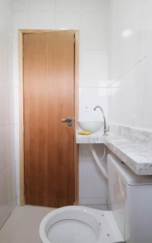 Casa à venda com 80m², 3 quartos e 1 vagaBanheiro