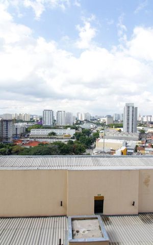 Apartamento à venda com 38m², 2 quartos e sem vaga Apartamento à venda com 38m², 2 quartos e sem vagaVista da Sacada