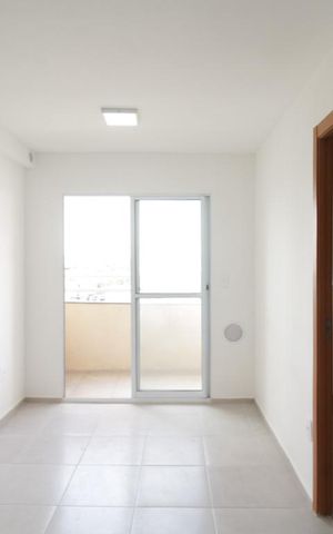 Apartamento à venda com 38m², 2 quartos e sem vaga Apartamento à venda com 38m², 2 quartos e sem vagaSala