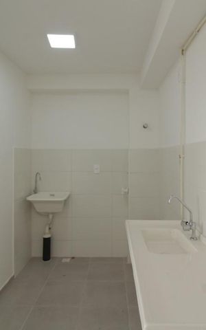 Apartamento à venda com 38m², 2 quartos e sem vaga Apartamento à venda com 38m², 2 quartos e sem vagaCozinha e Área de Serviço