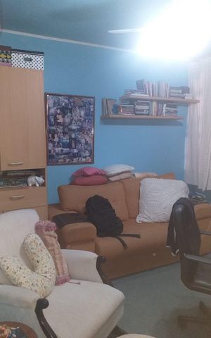 Casa à venda com 360m², 4 quartos e 4 vagas Casa à venda com 360m², 4 quartos e 4 vagasSala
