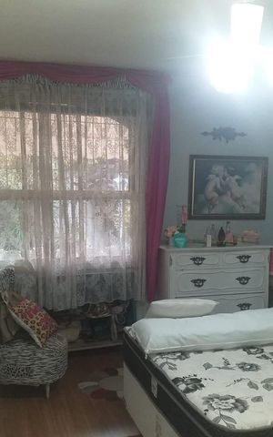 Casa à venda com 360m², 4 quartos e 4 vagas Casa à venda com 360m², 4 quartos e 4 vagasQuarto