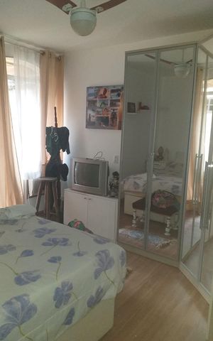 Casa à venda com 360m², 4 quartos e 4 vagas Casa à venda com 360m², 4 quartos e 4 vagasQuarto