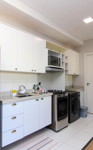 Apartamento à venda com 36m², 2 quartos e 1 vaga Apartamento à venda com 36m², 2 quartos e 1 vagaCozinha e Área de Serviço