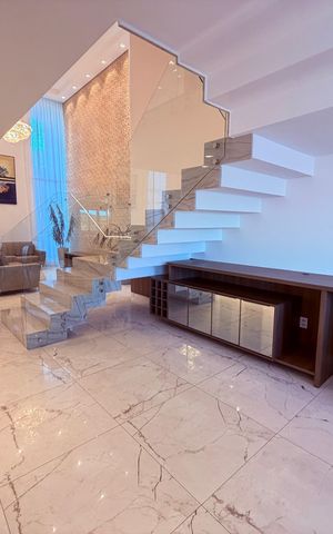 Casa para alugar com 730m², 4 quartos e 3 vagas Casa para alugar com 730m², 4 quartos e 3 vagasSala