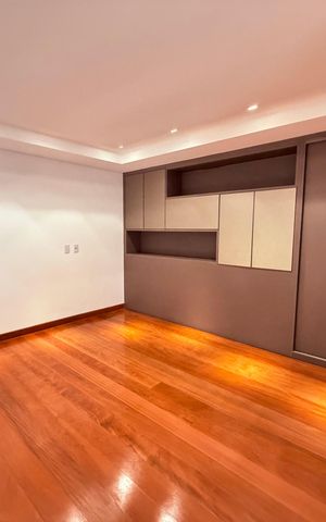 Casa para alugar com 730m², 4 quartos e 3 vagas Casa para alugar com 730m², 4 quartos e 3 vagasSala 2
