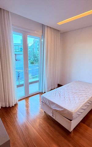 Casa para alugar com 730m², 4 quartos e 3 vagas Casa para alugar com 730m², 4 quartos e 3 vagasQuarto 3