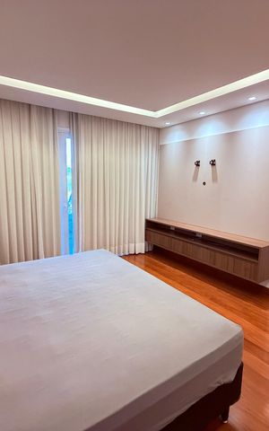 Casa para alugar com 730m², 4 quartos e 3 vagas Casa para alugar com 730m², 4 quartos e 3 vagasQuarto 1