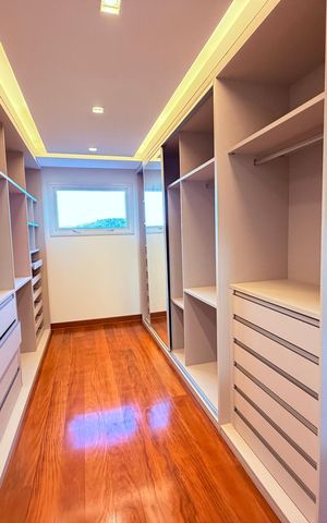 Casa para alugar com 730m², 4 quartos e 3 vagas Casa para alugar com 730m², 4 quartos e 3 vagasQuarto 1