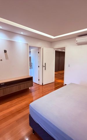 Casa para alugar com 730m², 4 quartos e 3 vagas Casa para alugar com 730m², 4 quartos e 3 vagasQuarto 1