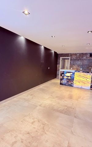 Casa para alugar com 730m², 4 quartos e 3 vagas