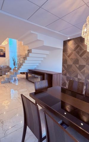 Casa para alugar com 730m², 4 quartos e 3 vagas Casa para alugar com 730m², 4 quartos e 3 vagasSala