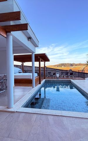 Casa para alugar com 730m², 4 quartos e 3 vagas Casa para alugar com 730m², 4 quartos e 3 vagasÁrea de lazer