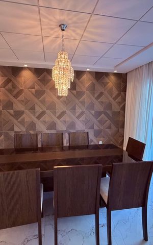 Casa para alugar com 730m², 4 quartos e 3 vagas Casa para alugar com 730m², 4 quartos e 3 vagasSala