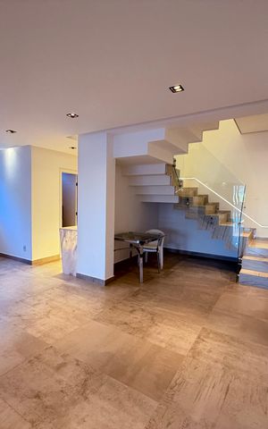 Casa para alugar com 730m², 4 quartos e 3 vagas