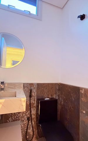 Casa para alugar com 730m², 4 quartos e 3 vagas