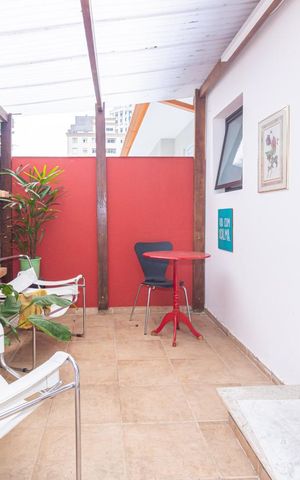 Casa à venda com 190m², 2 quartos e 2 vagas Casa à venda com 190m², 2 quartos e 2 vagasQuintal