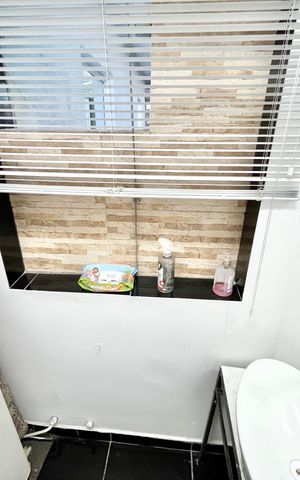 Casa para alugar com 379m², 7 quartos e 3 vagas Casa para alugar com 379m², 7 quartos e 3 vagasBanheiro 3