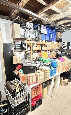 Casa para alugar com 379m², 7 quartos e 3 vagas Casa para alugar com 379m², 7 quartos e 3 vagasPorão