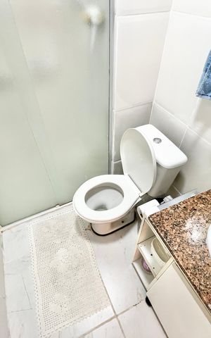 Casa para alugar com 379m², 7 quartos e 3 vagas Casa para alugar com 379m², 7 quartos e 3 vagasBanheiro da Suíte
